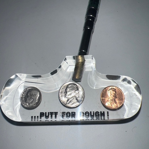1970s Lucite Extending Golf Putter Club ~Putt For Dough~ Coins - Picture 2 of 3